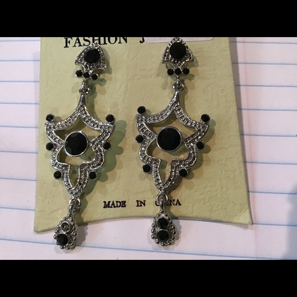 Silver black pierced earrings as is